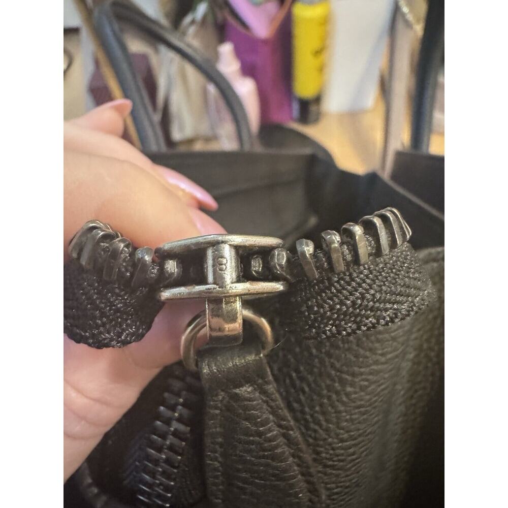 Celine Luggage Tote In Grained Leather EUC Made In Italy - Picture 8 of 8